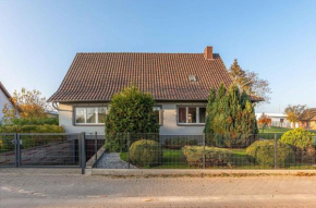 Ferienhaus Casa Castagno mit Garten, Balkon und Sauna- heißt Sie herzlich willkommen!, Alt Schwerin